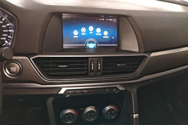 Used Haval H6 2019 Sport Edition 1.5T Automatic Two-Wheel Drive Elite Model China VI Audio And AC Panel