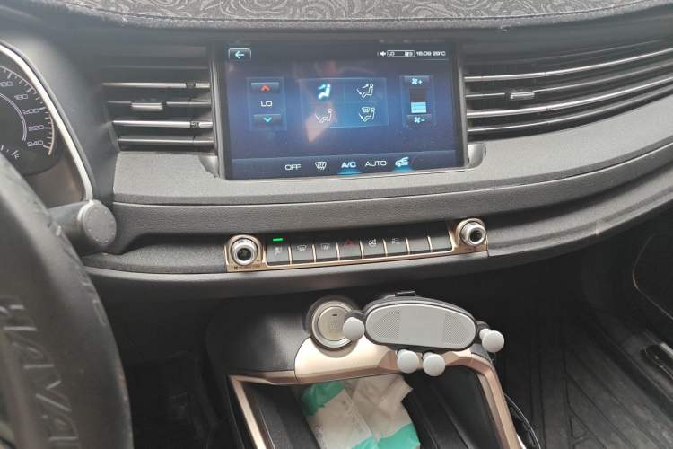 Used Haval H6 2019 Red Label 1.5 GDIT Automatic Champion Edition Audio And AC Panel