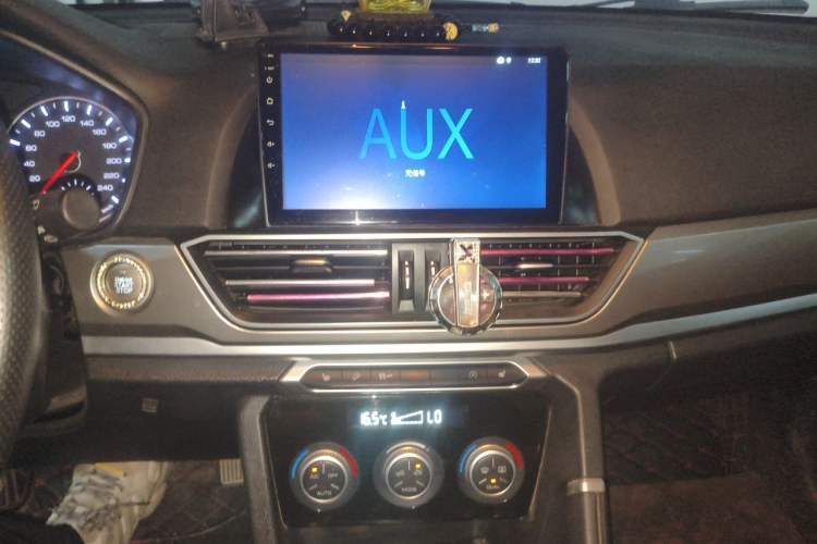 Used Haval H6 2019 Sport Edition 1.5T Automatic Two-Wheel Drive Elite Model China VI Audio And AC Panel