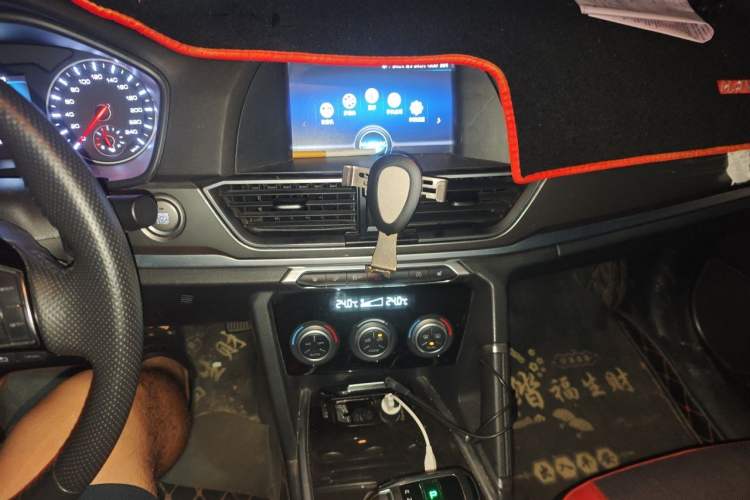 Used Haval H6 2019 Sport Edition 1.5T Automatic Two-Wheel Drive Elite Model China VI Audio And AC Panel