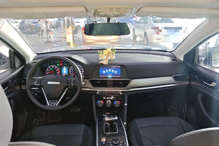 Used Haval H6 2019 Sport Edition 1.5T Automatic Two-Wheel Drive Elite Model China VI Center Console