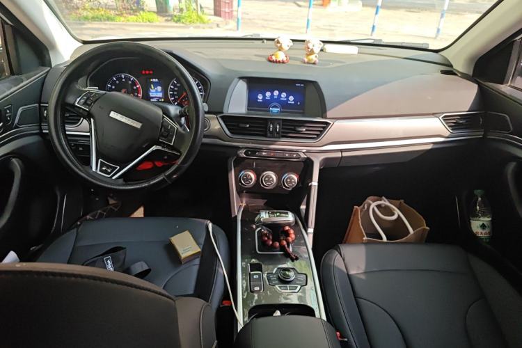 Used Haval H6 2019 Sport Edition 1.5T Automatic Two-Wheel Drive Elite Model China VI Center Console