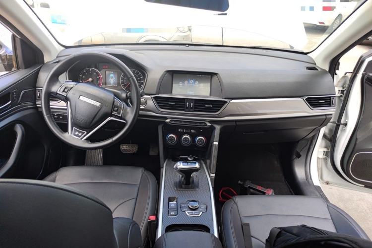 Used Haval H6 2019 Sport Edition 1.5T Automatic Two-Wheel Drive Elite Model China VI Center Console