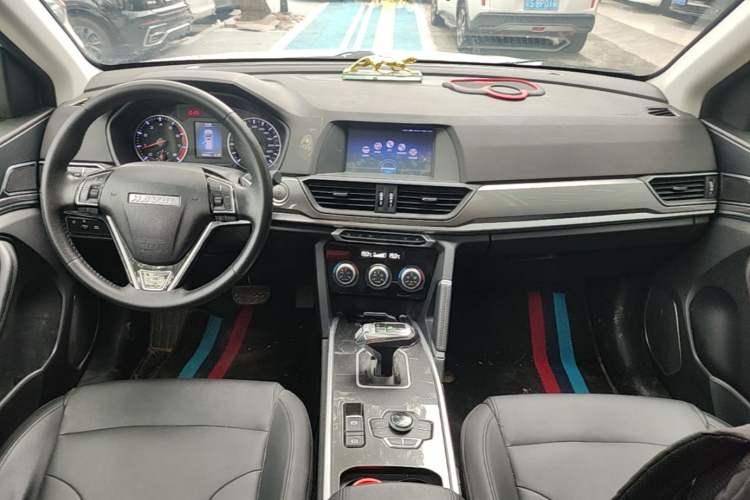 Used Haval H6 2019 Sport Edition 1.5T Automatic Two-Wheel Drive Elite Model China VI Center Console