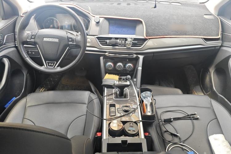 Used Haval H6 2019 Sport Edition 1.5T Automatic Two-Wheel Drive Elite Model China VI Center Console
