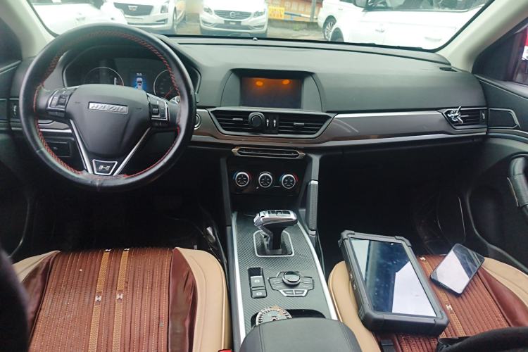 Used Haval H6 2019 Sport Edition 1.5T Automatic Two-Wheel Drive Elite Model China VI Center Console