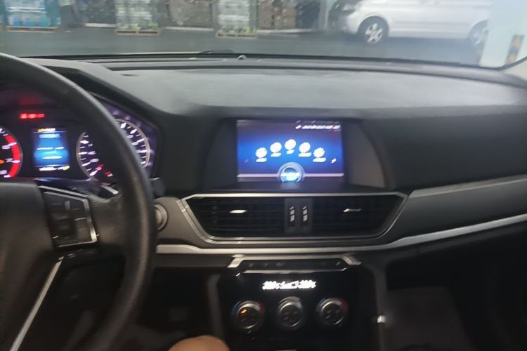 Used Haval H6 2019 Sport Edition 1.5T Automatic Two-Wheel Drive Elite Model China VI Center Console