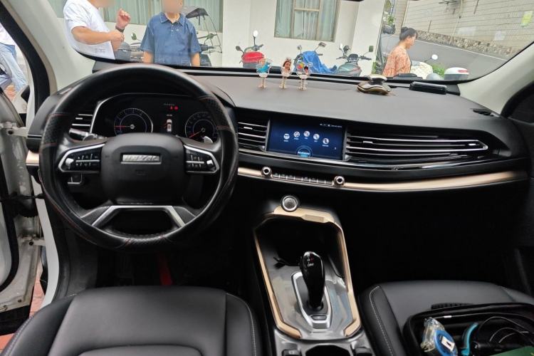 Used Haval H6 2019 1.5 GDIT Automatic Champion Edition China VI Standard Center Console