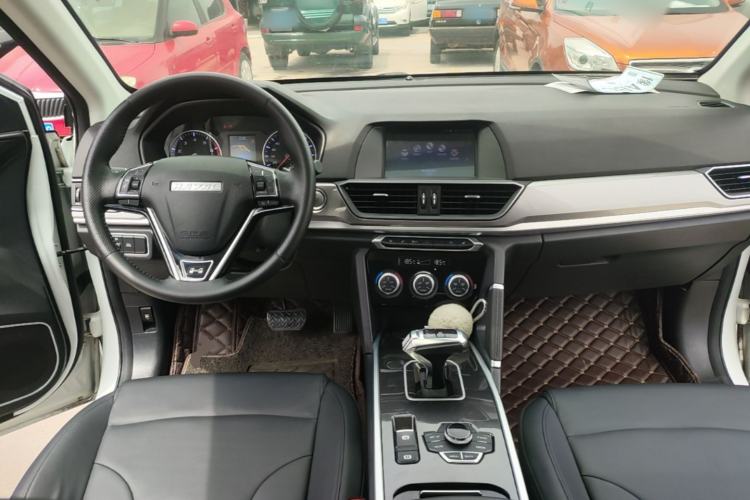 Used Haval H6 2019 Sport Edition 1.5T Automatic Two-Wheel Drive Elite Model China VI Center Console