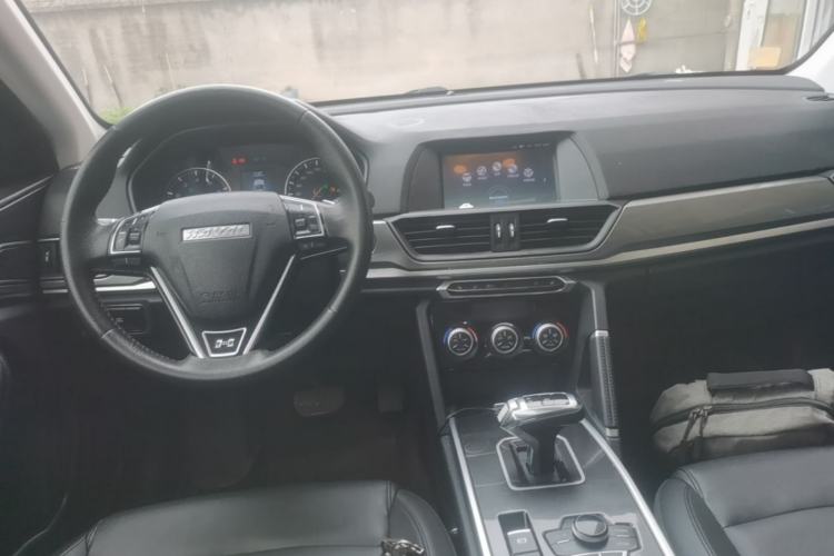 Used Haval H6 2019 Sport Edition 1.5T Automatic Two-Wheel Drive Elite Model China VI Center Console