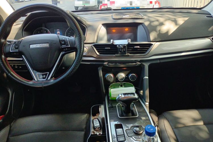 Used Haval H6 2019 Sport Edition 1.5T Automatic Two-Wheel Drive Elite Model China VI Center Console