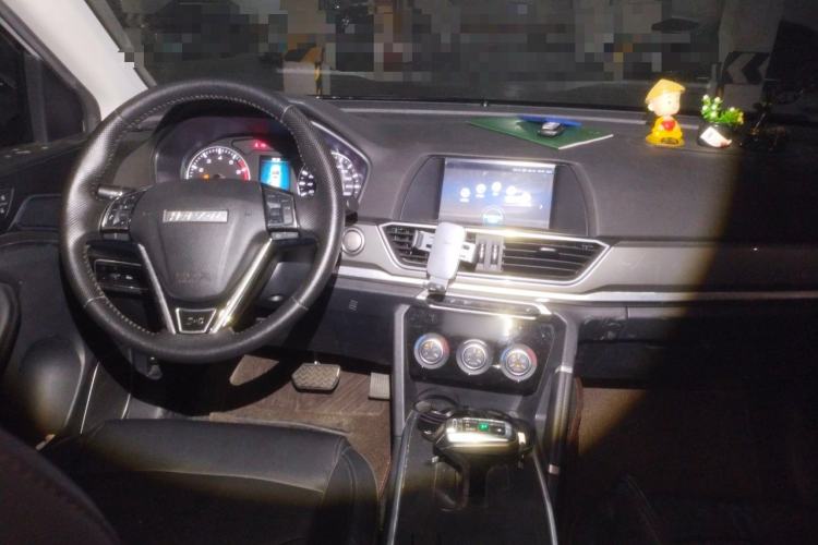 Used Haval H6 2019 Sport Edition 1.5T Automatic Two-Wheel Drive Elite Model China VI Center Console