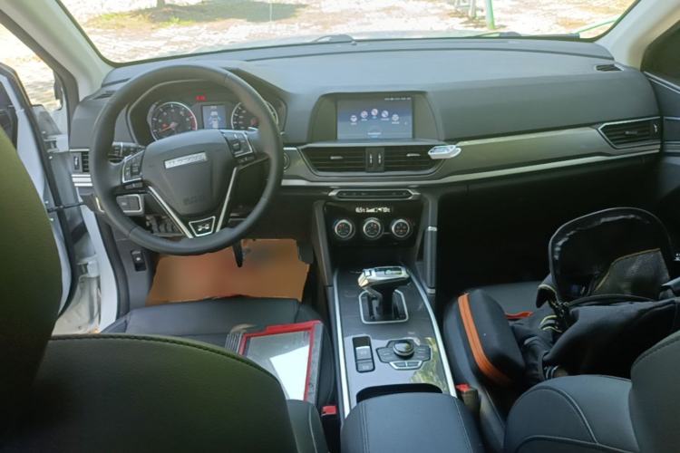 Used Haval H6 2019 Sport Edition 1.5T Automatic Two-Wheel Drive Elite Model China VI Center Console