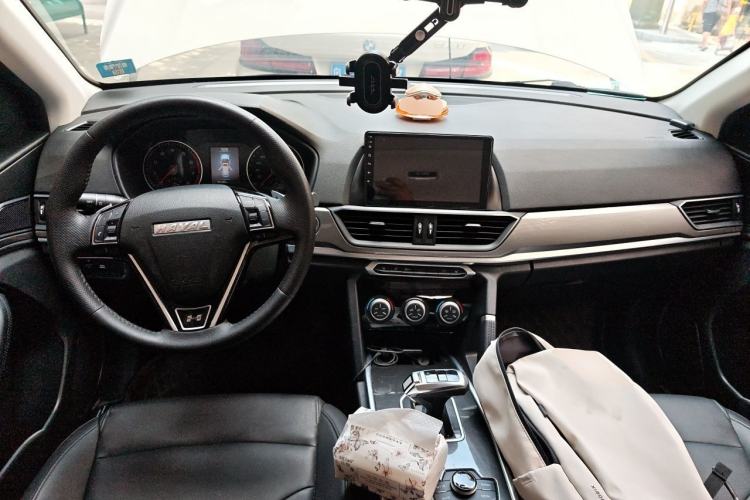 Used Haval H6 2019 Sport Edition 1.5T Automatic Two-Wheel Drive Elite Model China VI Center Console