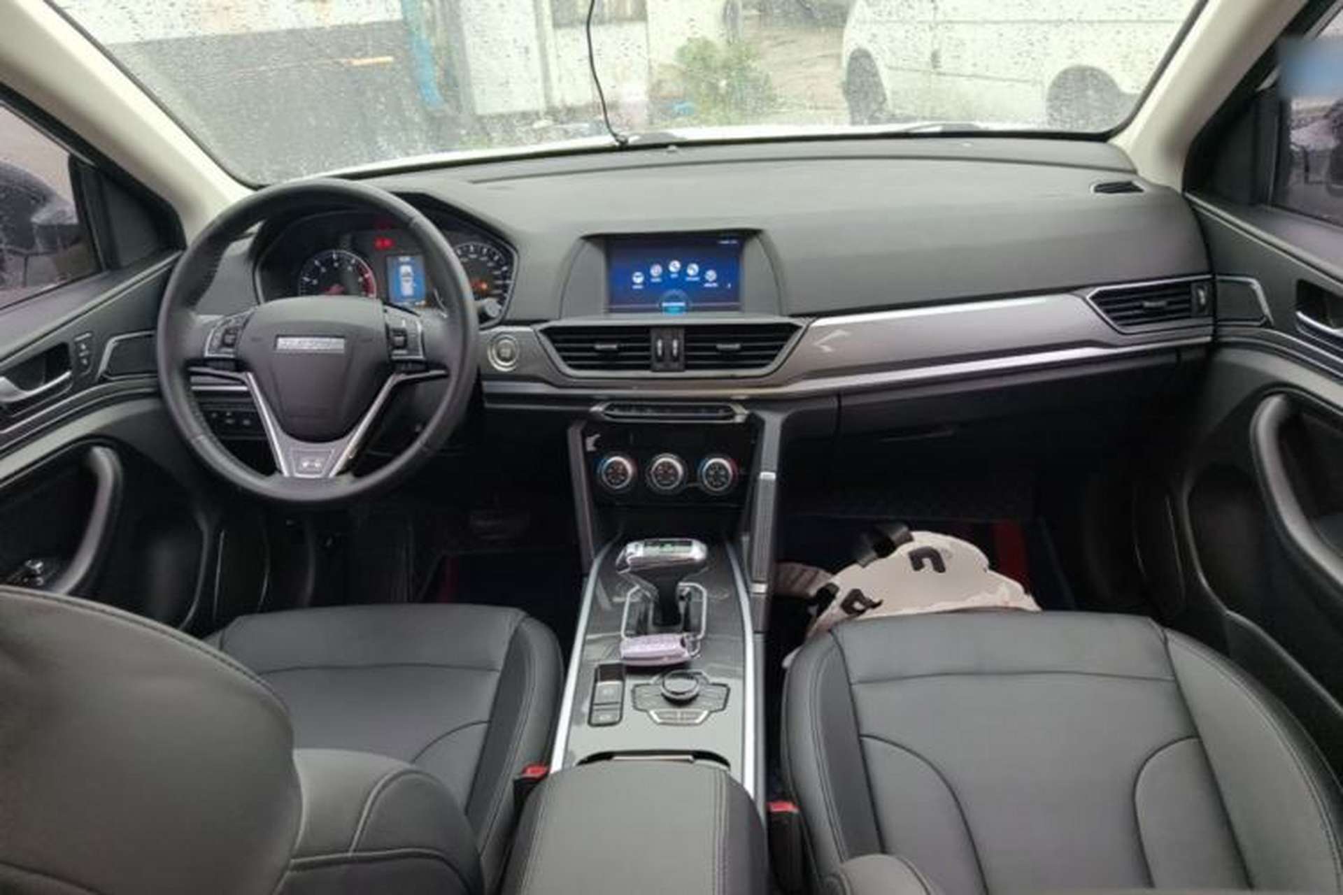 Used Haval H6 2019 Sport Edition 1.5T Automatic Two-Wheel Drive Elite Model China VI Center Console