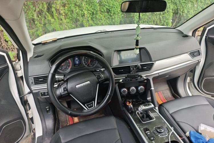 Used Haval H6 2019 Sport Edition 1.5T Automatic Two-Wheel Drive Elite Model China VI Center Console