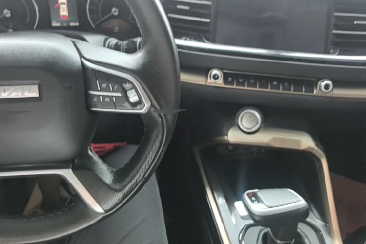 Used Haval H6 2019 1.5 GDIT Automatic Champion Edition China V Standard Center Console