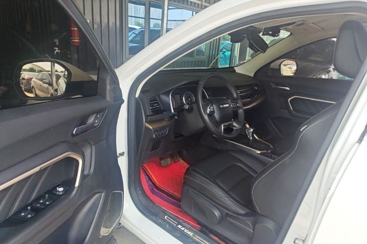 Used Haval H6 2019 Red Label 2.0 GDIT Automatic Champion Edition Driver Seat