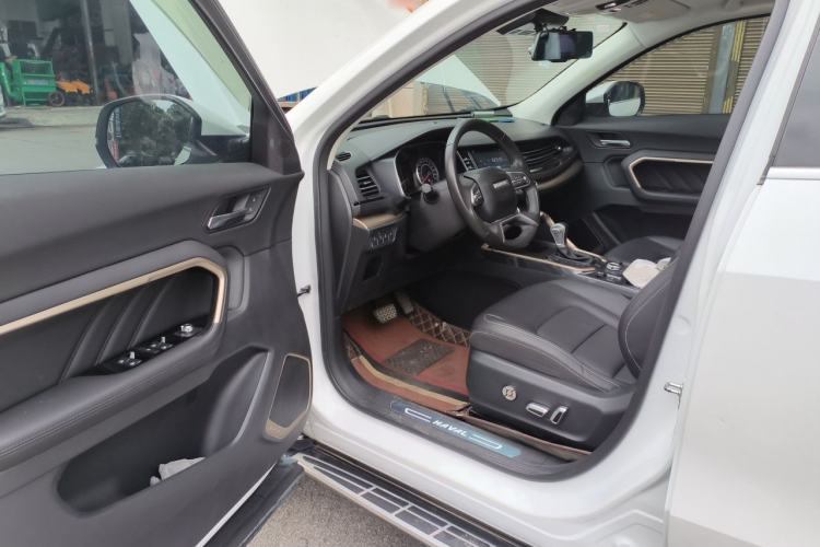 Used Haval H6 2019 1.5 GDIT Automatic Luxury Smart Connect Edition Emission Standard China V Driver Seat