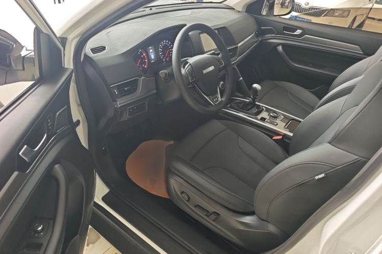 Used Haval H6 2019 Sport Edition 1.5T Manual Two-Wheel Drive Elite Model China VI Standard Driver Seat