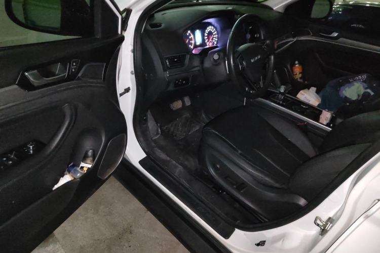 Used Haval H6 2019 Sport Edition 1.5T Automatic Two-Wheel Drive Elite Model China VI Driver Seat
