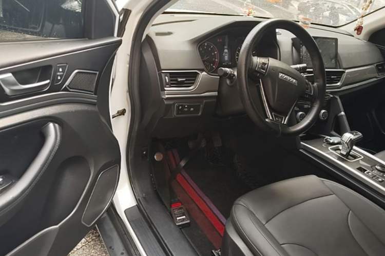 Used Haval H6 2019 Sport Edition 1.5T Automatic Two-Wheel Drive Elite Model China VI Driver Seat