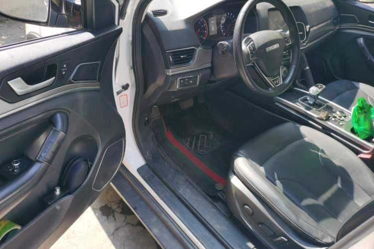 Used Haval H6 2019 Sport Edition 1.5T Automatic Two-Wheel Drive Elite Model China VI Driver Seat