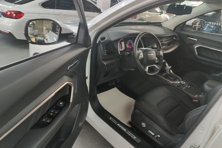 Used Haval H6 2019 Blue Label 1.5 GDIT Automatic Luxury Smart Connectivity Edition Driver Seat