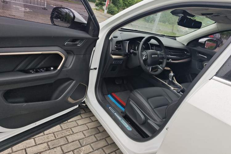 Used Haval H6 2019 1.5 GDIT Automatic Champion Edition China V Standard Driver Seat