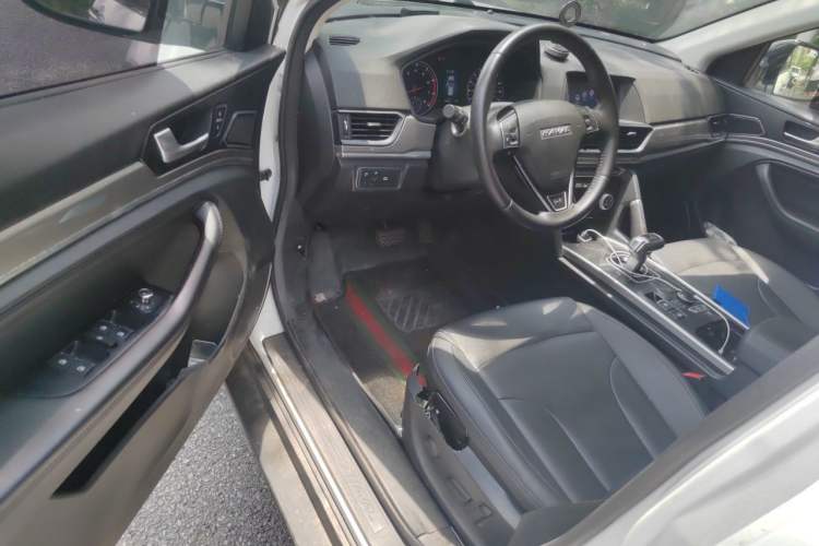 Used Haval H6 2019 Sport Edition 1.5T Automatic Two-Wheel Drive Elite Model China VI Driver Seat