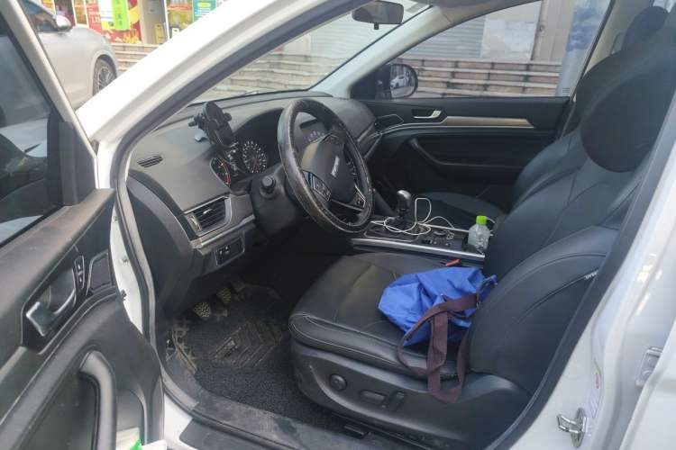 Used Haval H6 2019 Sport Edition 1.5T Manual Two-Wheel Drive Elite Model China VI Standard Driver Seat