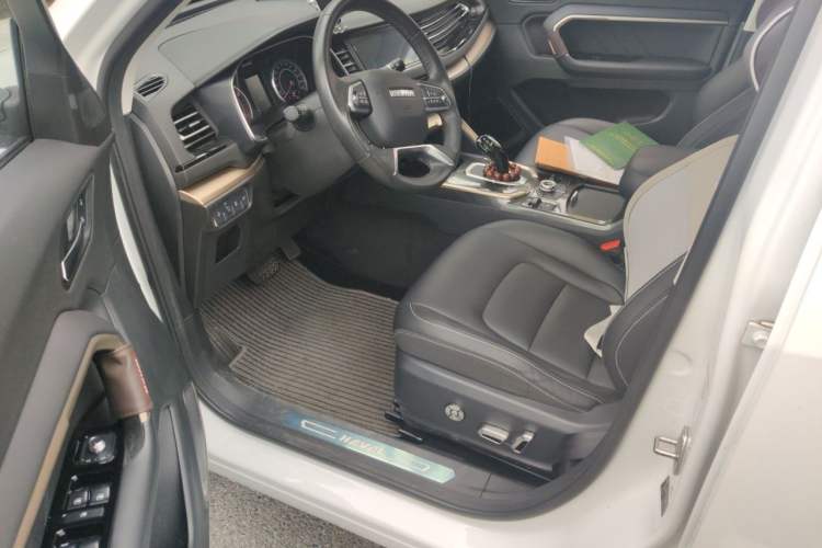 Used Haval H6 2019 1.5 GDIT Automatic Luxury Smart Connect Version China VI Standard Driver Seat