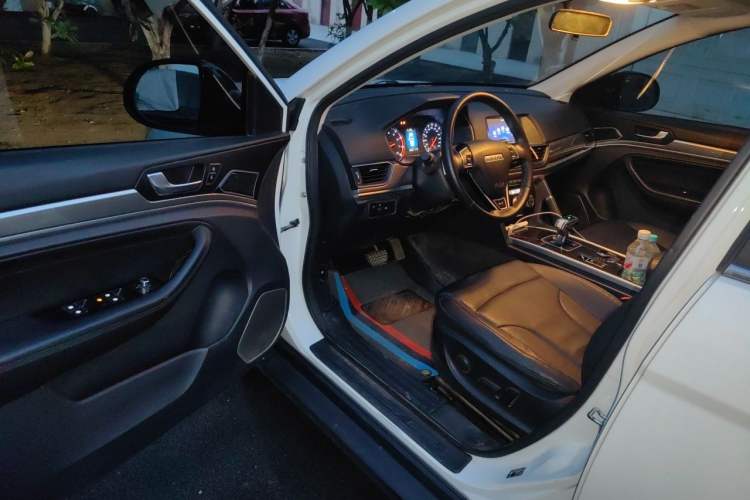Used Haval H6 2019 Sport Edition 1.5T Automatic Two-Wheel Drive Elite Model China VI Driver Seat