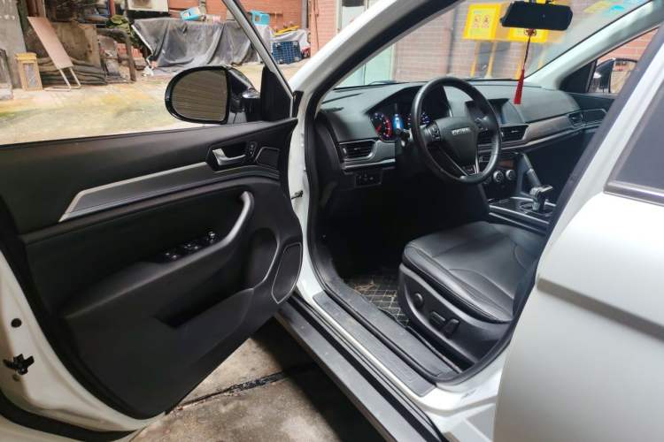Used Haval H6 2019 Sport Edition 1.5T Automatic Two-Wheel Drive Elite Model China VI Driver Seat