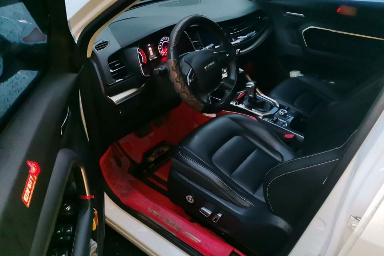 Used Haval H6 2019 2.0 GDIT Automatic Luxury Smart Connectivity Version China V Standard Driver Seat