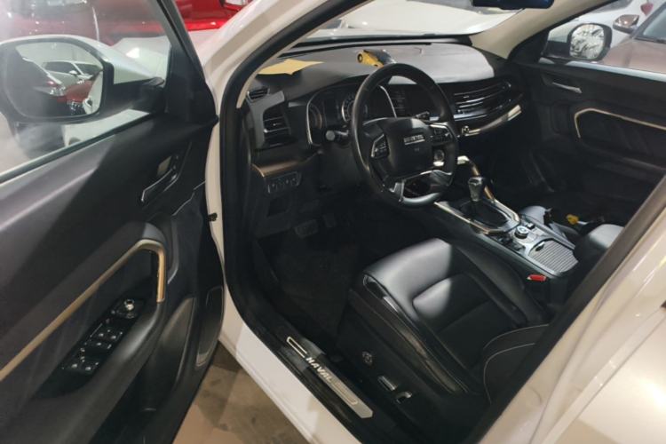 Used Haval H6 2019 Red Label 1.5 GDIT Automatic Luxury Smart Connectivity Edition Driver Seat