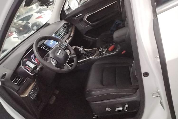 Used Haval H6 2019 Red Label 1.5 GDIT Automatic Luxury Smart Connectivity Edition Driver Seat