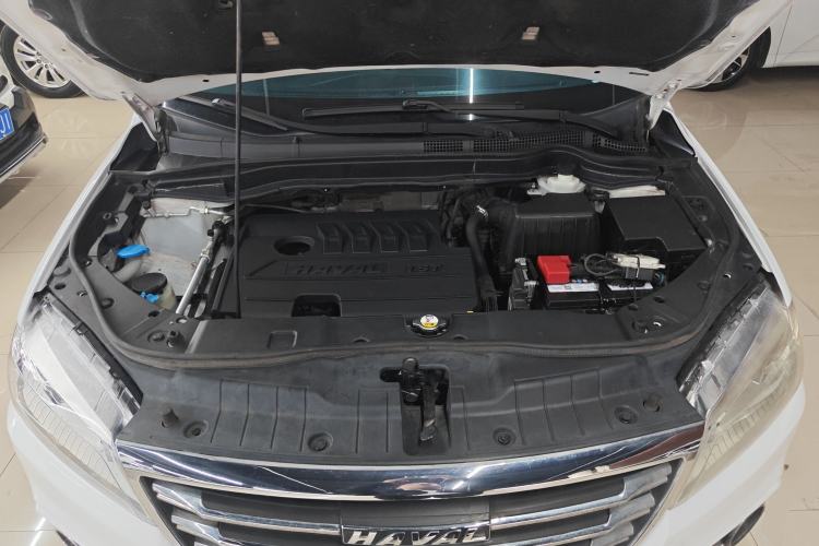 Used Haval H6 2019 Sport Edition 1.5T Manual Two-Wheel Drive Elite Model China VI Standard Engine Bay