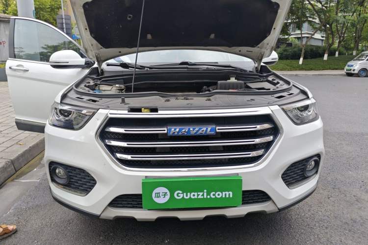 Used Haval H6 2019 Sport Edition 1.5T Automatic Two-Wheel Drive Elite Model China VI Engine Bay