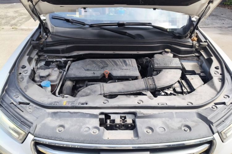 Used Haval H6 2019 1.5 GDIT Automatic Luxury Smart Connect Version China VI Standard Engine Bay