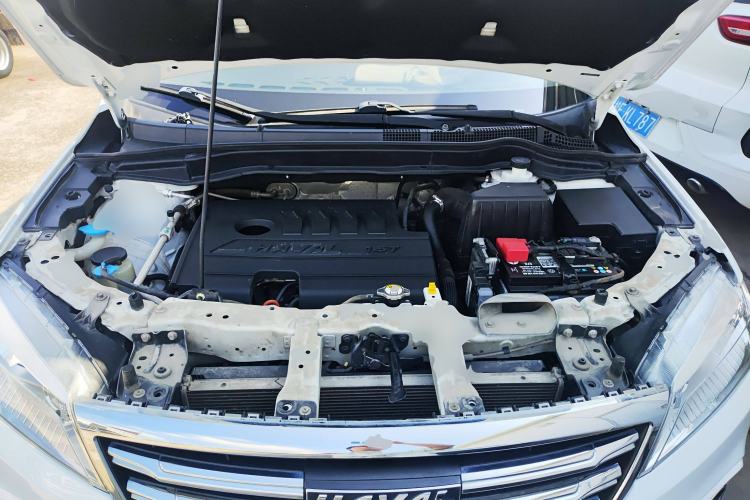 Used Haval H6 2019 Sport Edition 1.5T Automatic Two-Wheel Drive Elite Model China VI Engine Bay