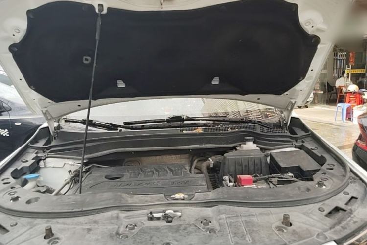 Used Haval H6 2019 Sport Edition 1.5T Automatic Two-Wheel Drive Elite Model China VI Engine Bay
