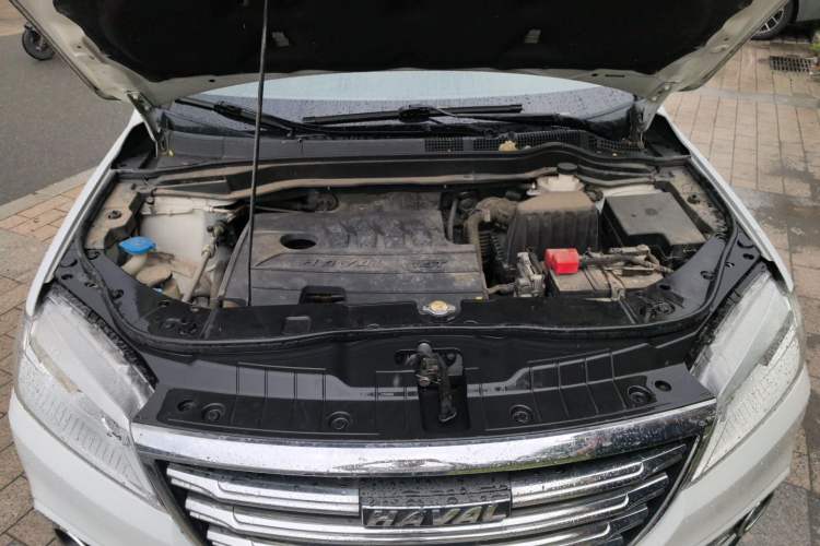 Used Haval H6 2019 Sport Edition 1.5T Automatic Two-Wheel Drive Elite Model China VI Engine Bay