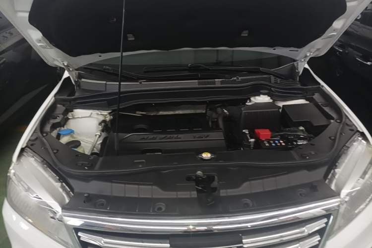 Used Haval H6 2019 Sport Edition 1.5T Automatic Two-Wheel Drive Elite Model China VI Engine Bay