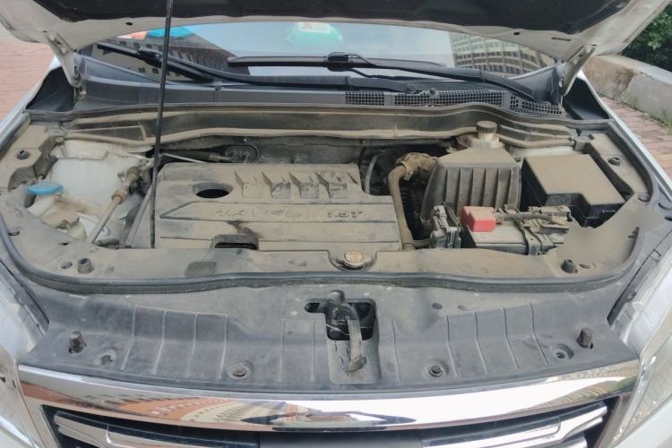Used Haval H6 2019 Sport Edition 1.5T Automatic Two-Wheel Drive Elite Model China VI Engine Bay