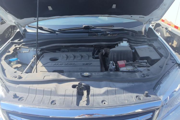 Used Haval H6 2019 Sport Edition 1.5T Manual Two-Wheel Drive Elite Model China VI Standard Engine Bay