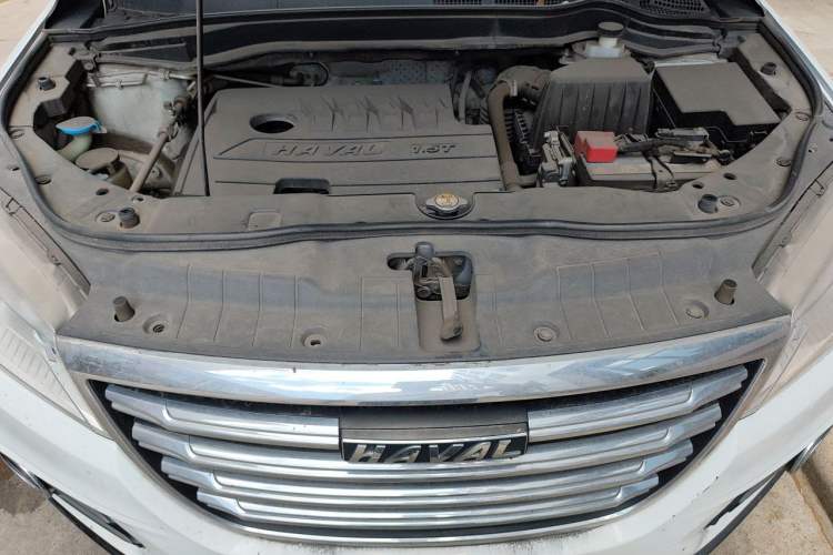Used Haval H6 2019 Sport Edition 1.5T Automatic Two-Wheel Drive Elite Model China VI Engine Bay