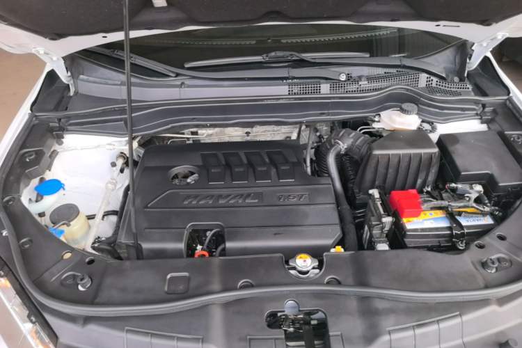 Used Haval H6 2019 Sport Edition 1.5T Automatic Two-Wheel Drive Elite Model China VI Engine Bay