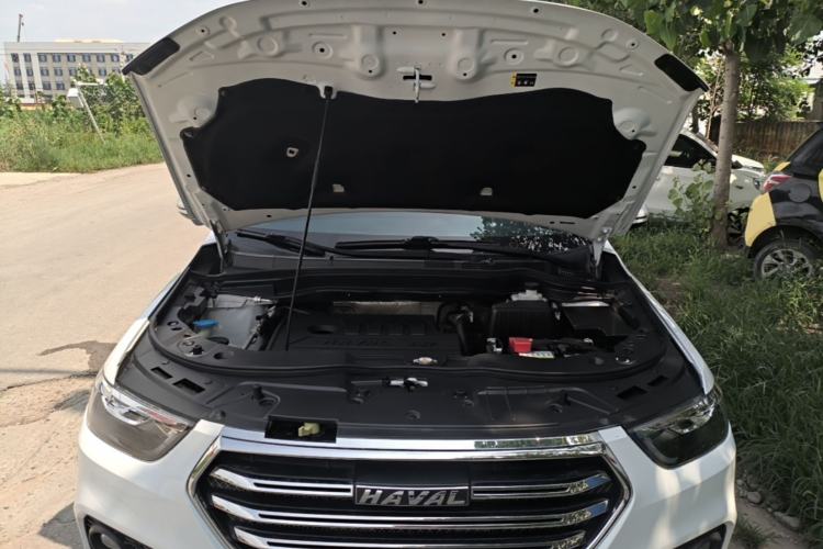 Used Haval H6 2019 Sport Edition 1.5T Manual Two-Wheel Drive Elite Model China VI Standard Engine Bay