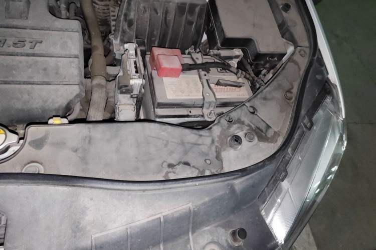 Used Haval H6 2019 Sport Edition 1.5T Automatic Two-Wheel Drive Elite Model China VI Engine Bay Left